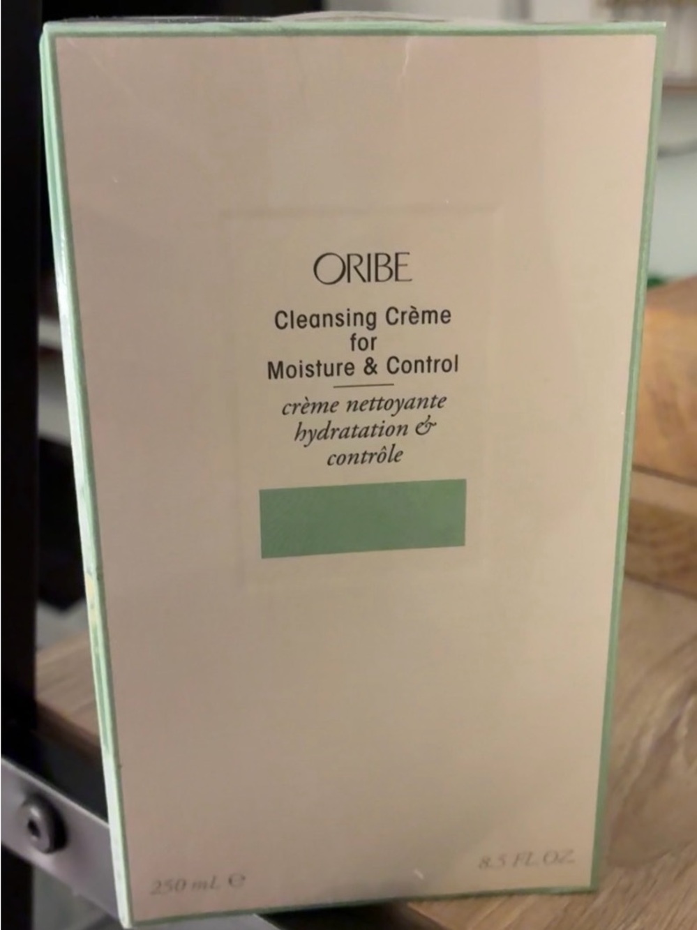 Oribe Cleansing Crème Moisture & Control - Mint Green Box